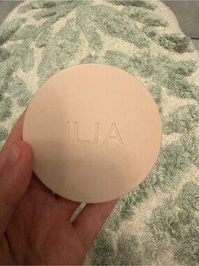 Worn Once ilia Highlighter